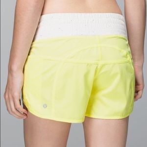 LULULEMON: Tracker III Short Yellow Multi-Dot